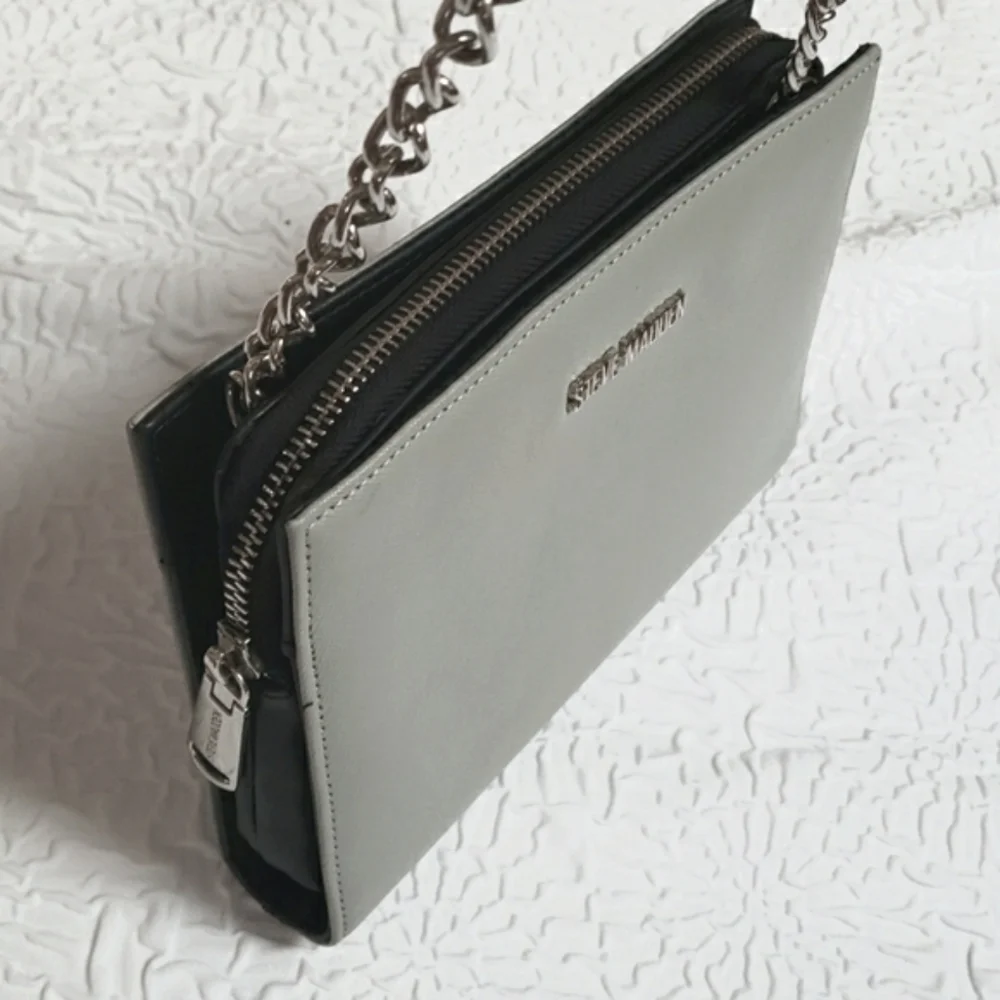 Steve Madden New Gray & Black Crossbody Bag